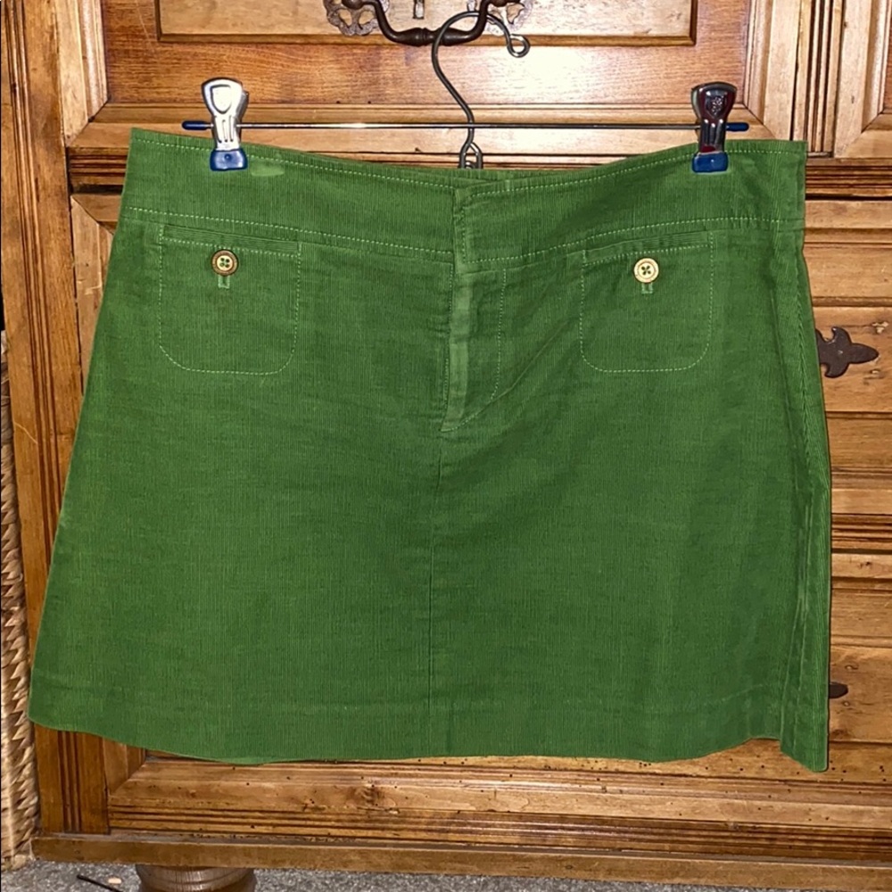 Green Lilly Pulitzer skirt